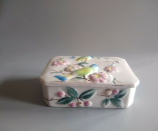 Vintage Wales Bone China Trinket/dresser Box Raised Birds/flowers/leaves Japan
