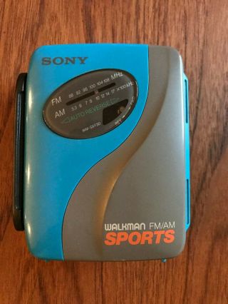 Vintage Sony Sports Walkman Am/fm Stereo Cassette Player Wm - Sxf - 30 Blue -