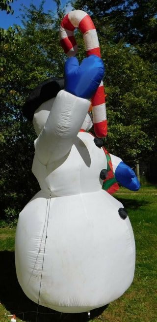 Vintage Inflatable 9 ' Tall Snowman with Candy Cane Airblown Lighted Gemmy 2