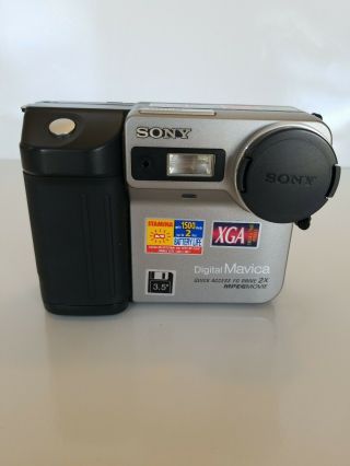 VTG Sony Mavica MVC - FD81 Digital Camera w/ Battery/AC Charger/Carrying Case 2