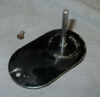 Vintage Singer Featherweight 221 Sewing Machine Spool Pin Cover Plate 45708