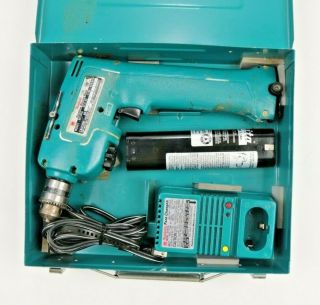 Vintage Makita Drill 6012HD Reversible Cordless Drill Charger Metal Case 3