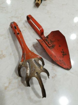 Vintage Antique Metal Gardening Tools Claw Trowel