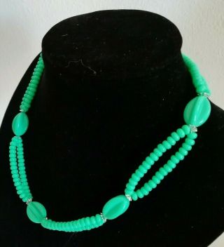 Vintage Green Silver Tone Plastic Bead Necklace Kitsch Retro Mod Rockabilly