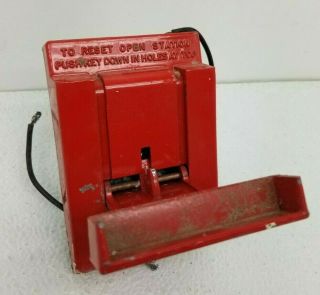 Vintage Red National Time & Signal Corp T BAR Fire Alarm Pull Station 641 2