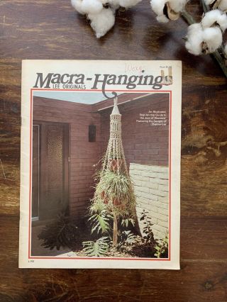 Macra - Hangings Vintage Macrame Craft Pattern Book Booklet Aztec Sun Dial