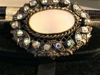 Vintage 1950s Czech Filigree Aurora Borealis and MOP Oval Brooch 5389 3
