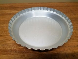 Vintage Wear - Ever Fluted Aluminum Pie Pan Plate Dish 2865 10” X 1 3/4” Euc