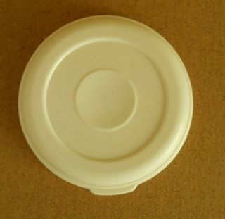 Vintage Rubbermaid Servin Saver Round Replacement Almond Lid 2