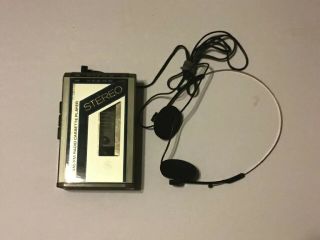 Vintage Cassette Player Ge Model 3 - 5432a Am/fm Radio Tape No Belt Clip