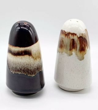 Vtg Mcm Mid Century Brown Lava Drip Glaze Ceramic Salt & Pepper Shakers Usa 4.  5”