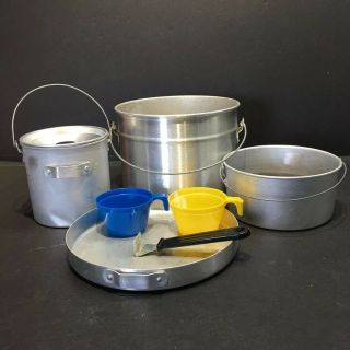 Vintage Aluminum Nesting Cooking Camp Set Of Pots,  Pan,  Cups 8 Piece - 9” X 7”