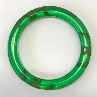 Vintage Green Apple Juice Bakelite Deep Carved Bracelet Bangle