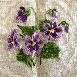 Vtg Wool Crewel Embroidery Violet Boquet Floral Sampler On Heavy Oatmeal Linen