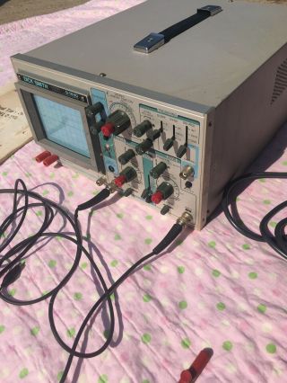 Vintage Electronic Dick Smith Oscilloscope Q - 1240