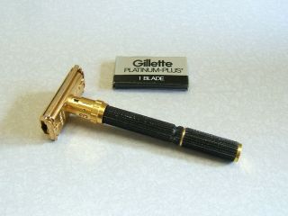 Vintage 1970 Gillette Adjustable Gold 109 De Safety Razor