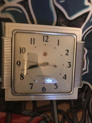 Vintage General Electric Telechron Clock Model 2ha43