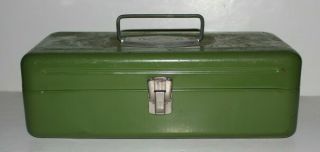 Vintage Old Pal Green Metal Tackle Fishing Box (made In Lititz,  Pa)