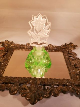 Czech Art Deco Glass Green Vaseline Intaglio Stopper Perfume Bottle Glows Tiny
