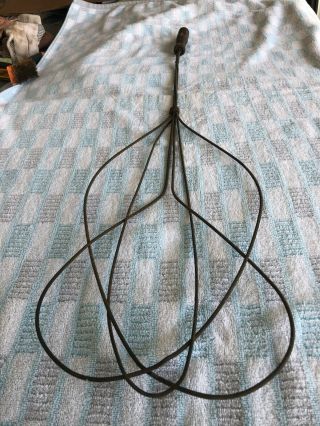 Antique Vintage Wire Rug Beater With Wooden Handle Wall Hanging Heart Design