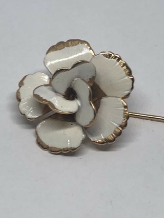 Vintage Painted White Flower Gold Tone Stick Pin
