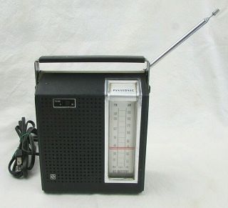 Vintage Panasonic Rf - 689 Portable Am/fm Radio W/power Cord