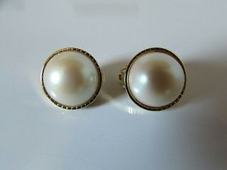 Vintage Nina Ricci Gold Tone Faux Pearl Clip On Earrings 5/8 "