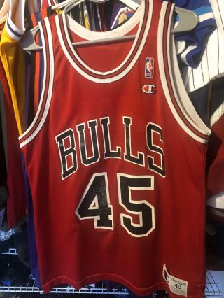 Vintage 1990’s 45 Chicago Bulls Michael Jordan Jersey Champion Size 40 / Medium