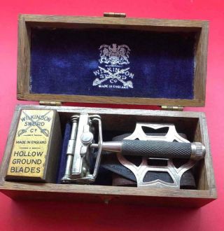 Old Vintage Wilkinson Sword Wedge Blade Safety Razor Set