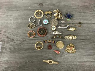 Costume Jewelry Pins Brooches Retro Vintage