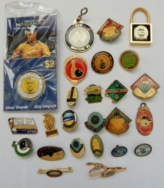 25 Vintage Badges.  Mixed 