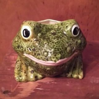 Vintage Green Frog Ceramic Planter Flower Pot Mid Size Dated 1977 Cute