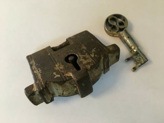 Lock Indian Old Vintage Iron Lock With Key Hand Made Unique Collectible 2