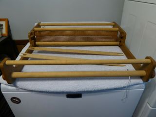 Vintage Northfield Rug Weaving Loom With 2 Shutles