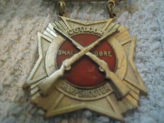 Vintage 1941 NRA National Rifle Association Red Enamel Sharpshooter Medal Pin 2