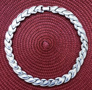 Signed Monet Vintage Retro Silver Tone Leaf Braid Chain Necklace 1/2” X 16”