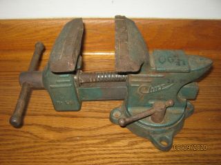 Vintage Chief Bench Anvil Vise 4” Jaws Model L4 Swivel Base Pipe Jaws Usa Made