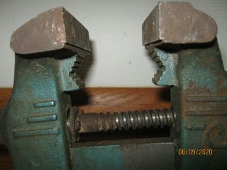 Vintage CHIEF BENCH ANVIL VISE 4” Jaws Model L4 Swivel Base Pipe Jaws USA Made 2