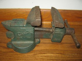 Vintage CHIEF BENCH ANVIL VISE 4” Jaws Model L4 Swivel Base Pipe Jaws USA Made 3