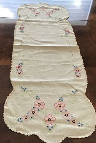 Vintage Linen Embroidered Dresser Scarf Or Table Runner