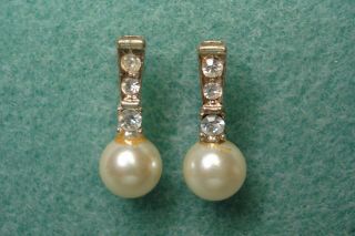 Vintage Avon Faux Pearl Rhinestone Pierced Earrings