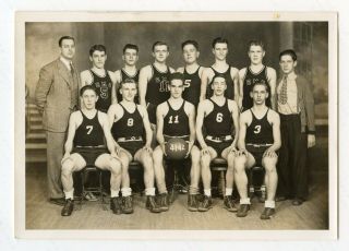 4 Vintage Photo Athlete Boys Basketball 1942 Men Male Team Snapshot Gay