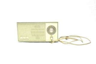Vintage 1967 Ge Dual Solid State Electric Radio Model T - 1150 B