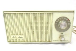 Vintage 1967 GE Dual Solid State Electric Radio Model T - 1150 B 2