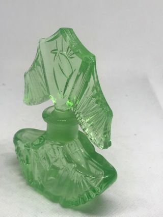 Vintage Cut Glass Green Perfume Bottle w/Stopper Pretty Green (G) 2