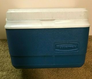 Vintage Rubbermaid Cooler Small Personal Size Lunchbox – Model 1907/1927