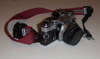 Vintage Olympus Om - 1 Slr 35mm Camera With Zuiko 50mm 1.  8 Lens W/ Satter Strap
