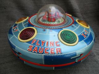 Vintage 1950s - 1960s Japan Battery Op Space Tin Toy Flying Saucer X - 7 For Repair