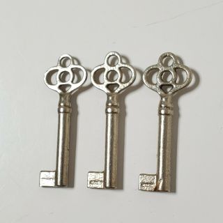 3 Vintage Uncut Barrel Skeleton Keys No 642 Germany Approx 2.  25 " Long