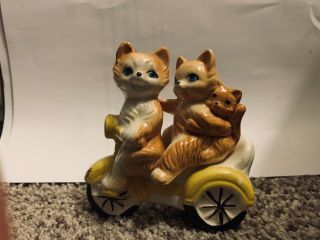 Vintage Porcelain Salt & Pepper Shakers Made In Japan “cats Riding A Trike”
